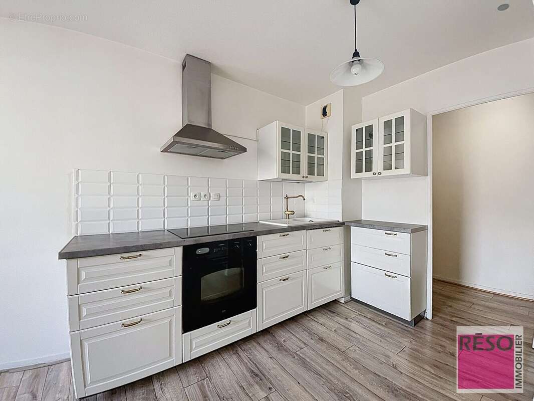 Appartement 63 m² à Annemasse  - photo 3