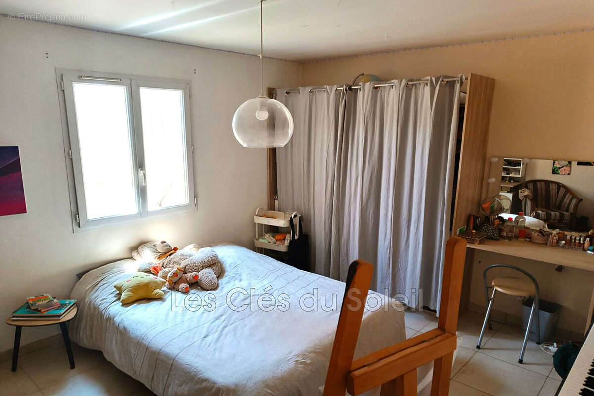 Maison 130 m² à La Garde  - photo 8