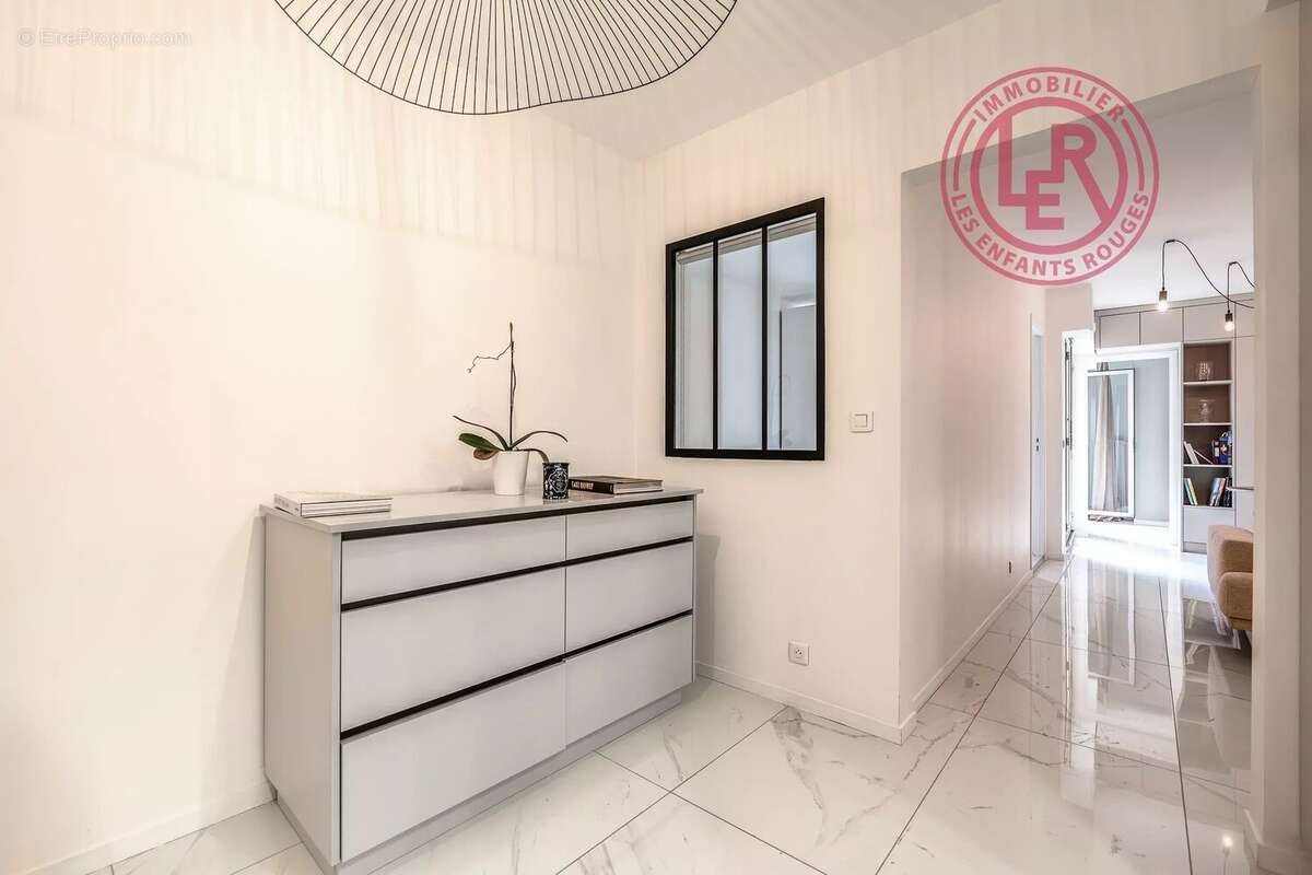 Appartement à PARIS-3E