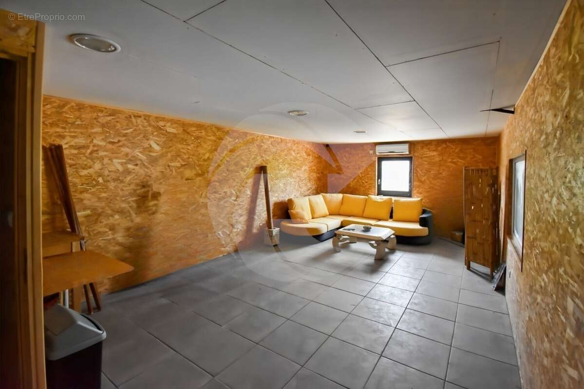 Commerce à SEPTFONDS