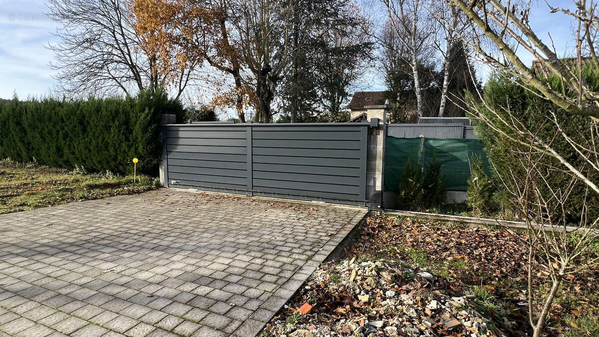 Maison à LA FERTE-ALAIS