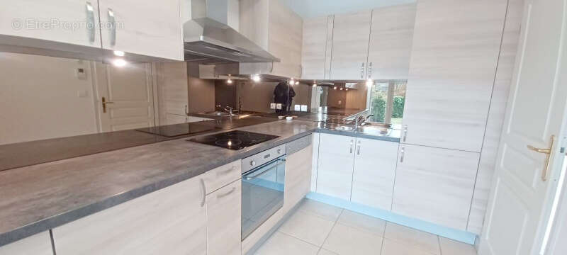 Appartement à DIVONNE-LES-BAINS