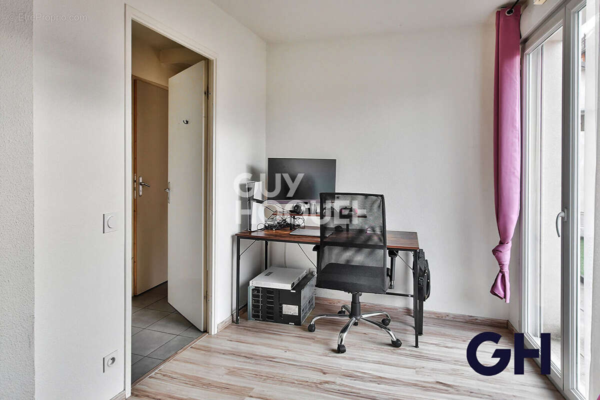 Meyzieu Centre - rez-de-jardin - 3 pièces - Jardin 50m2 - photo 7