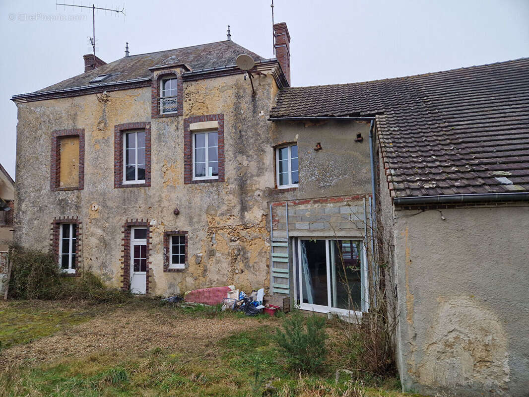 Maison à BRETONCELLES