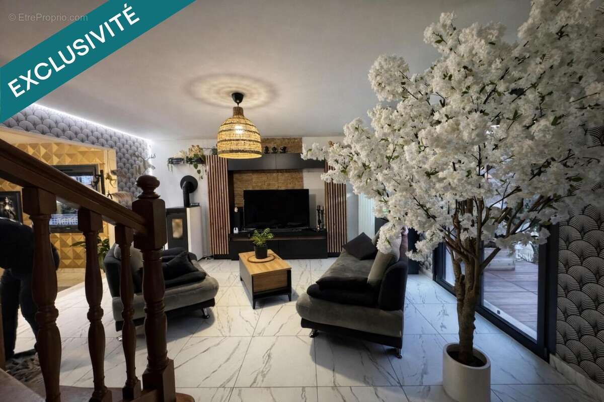 Photo 5 - Maison à ELOYES