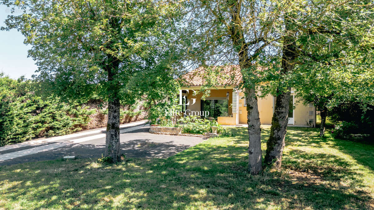 Maison à LINARS