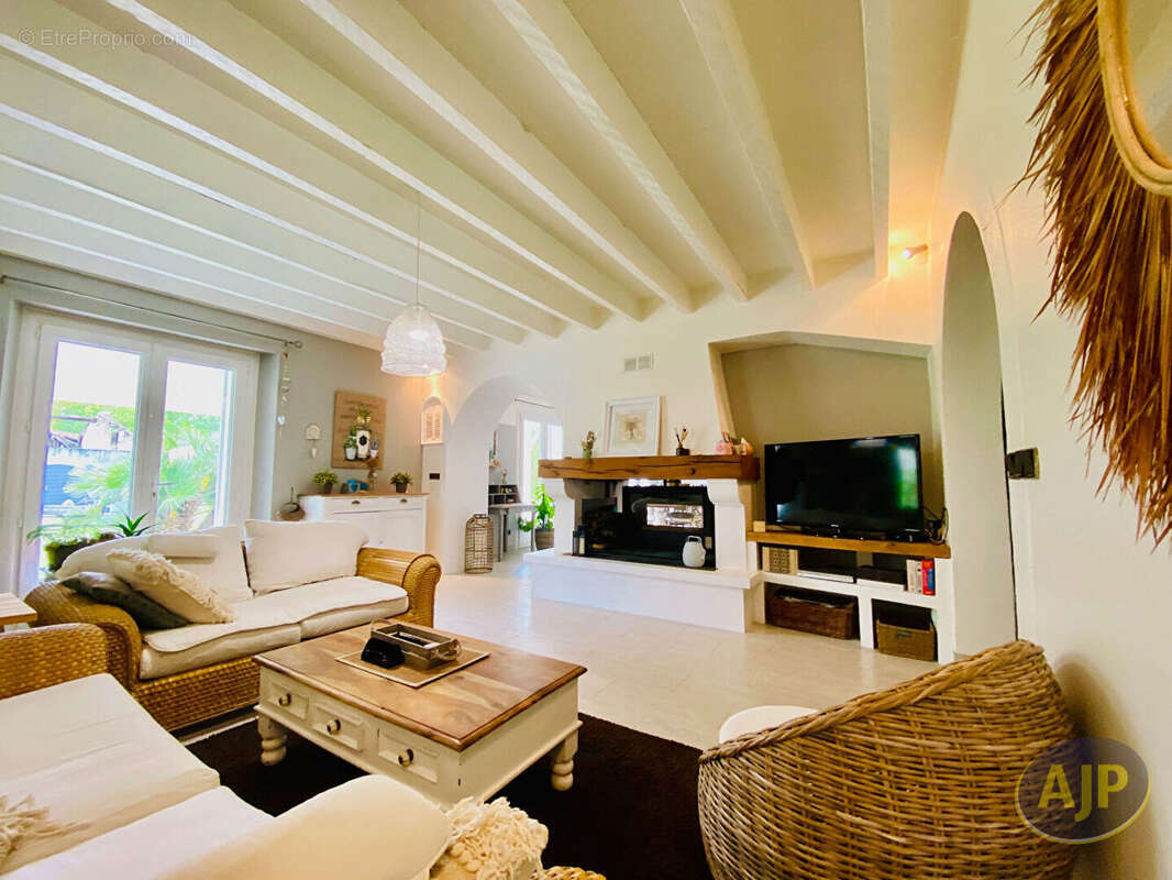 Maison à GAILLAN-EN-MEDOC