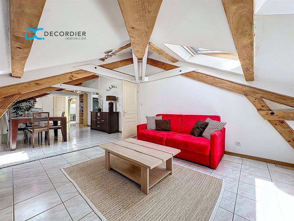 Maison à NEUVECELLE