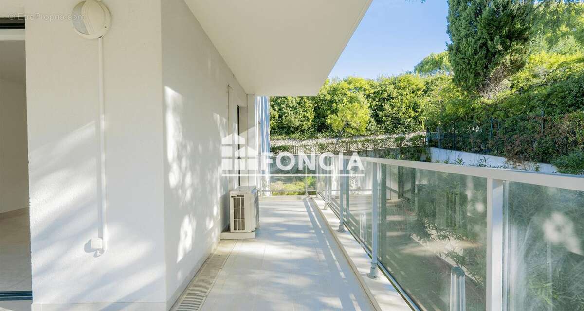 Cannes montrose 3p luxe terrasse 25m2 sud piscine double box - photo 9