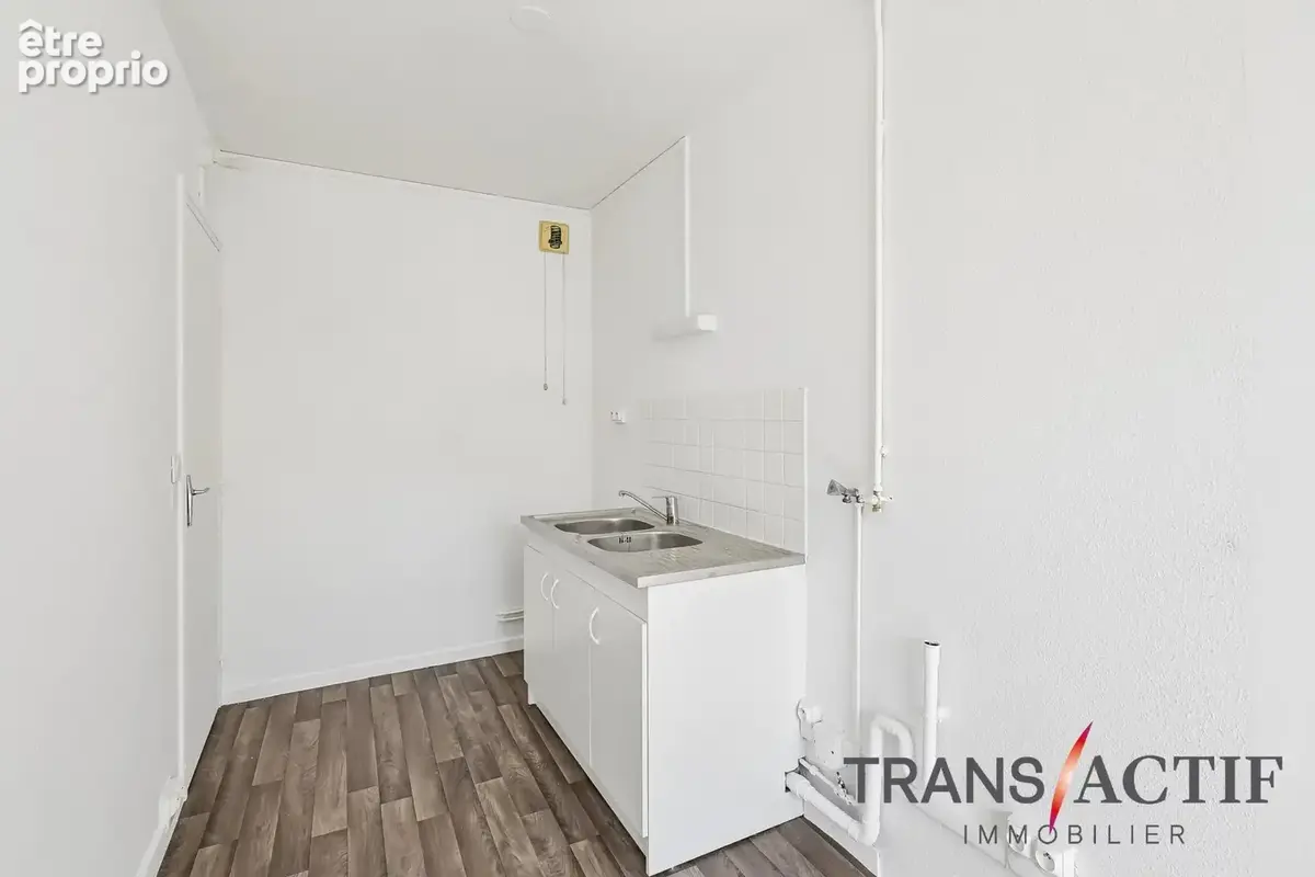 À vendre – 2 pièces de 49 m² avec parking couvert et cave - photo 4