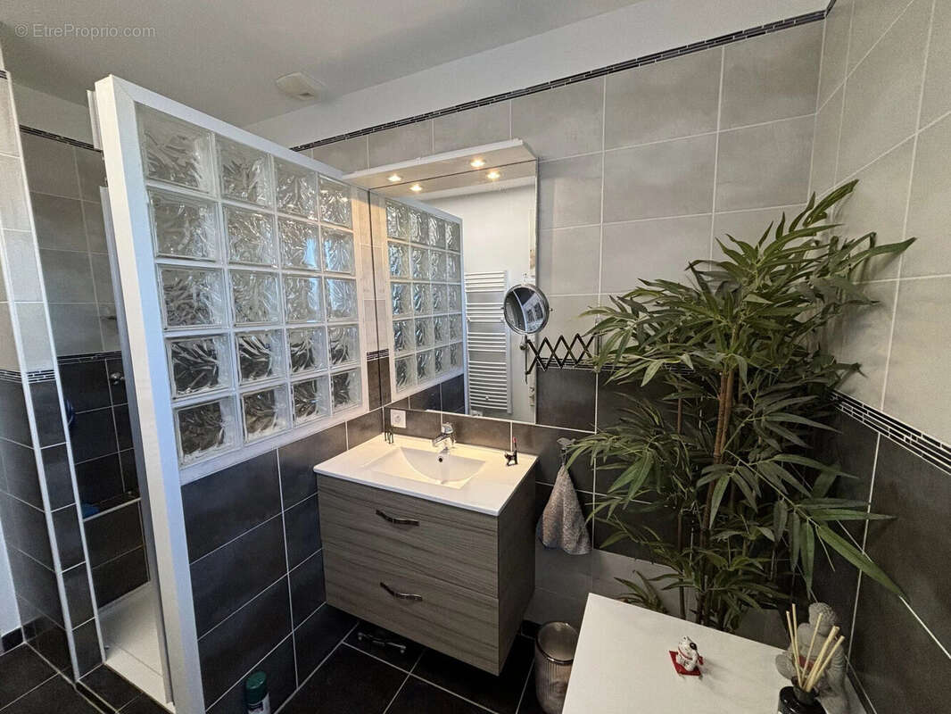 Maison à COURNONSEC