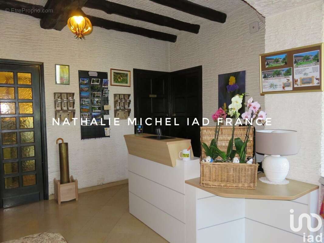 Photo 4 - Commerce à CLELLES