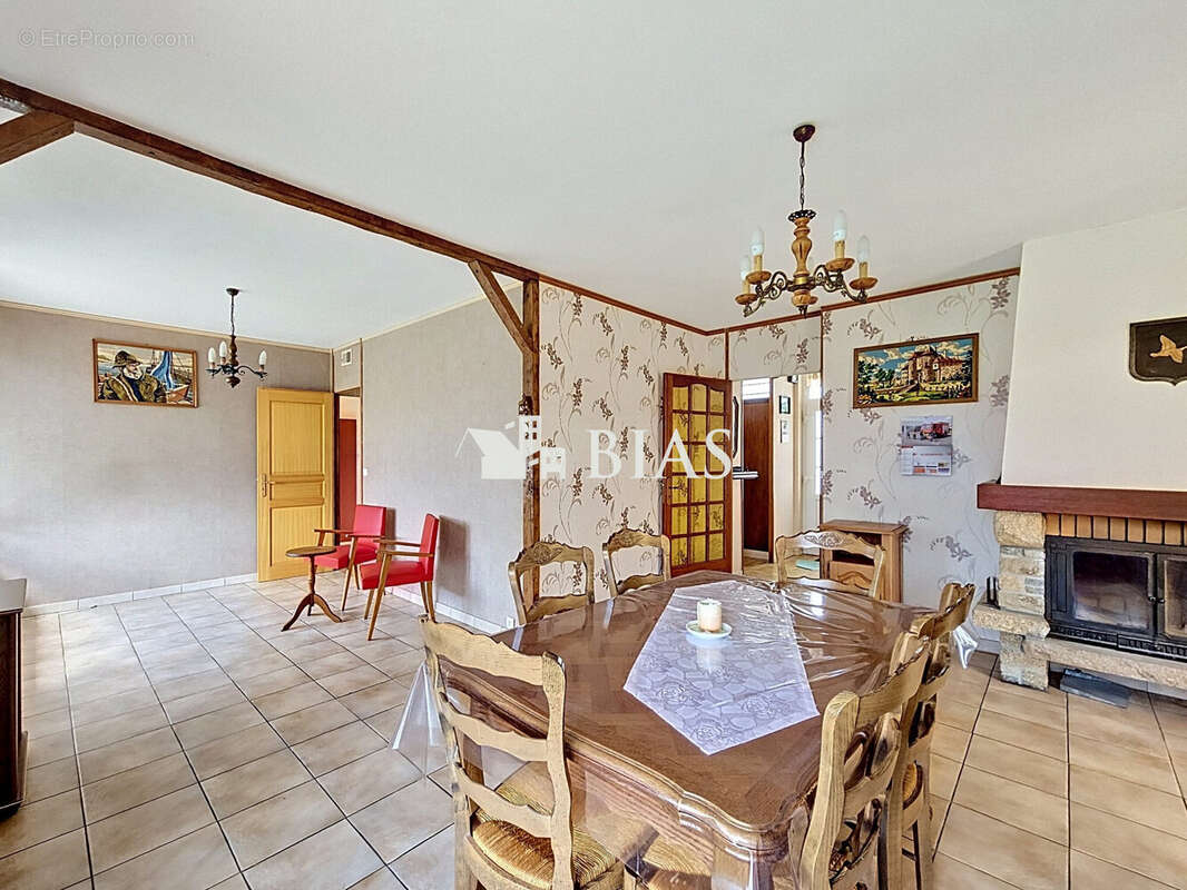 Maison à LE NEUBOURG