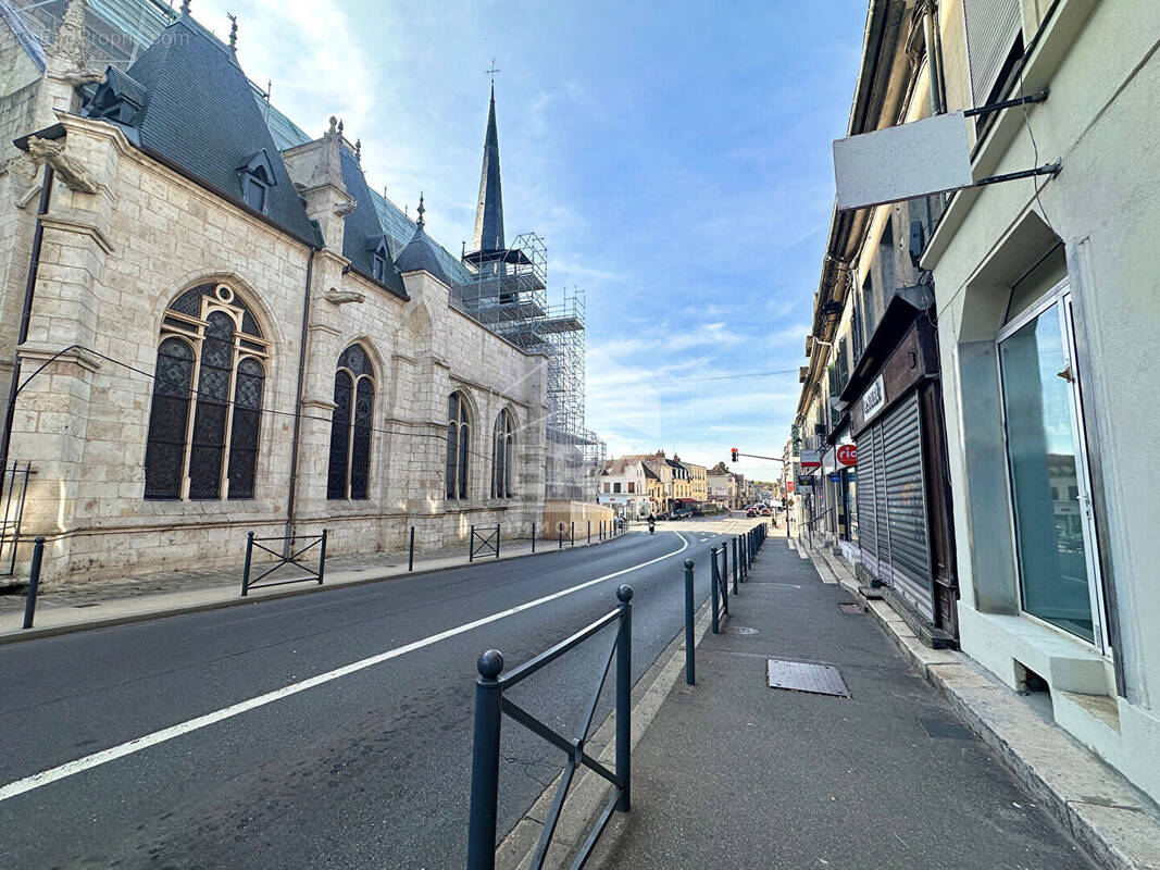 Autre à NEMOURS