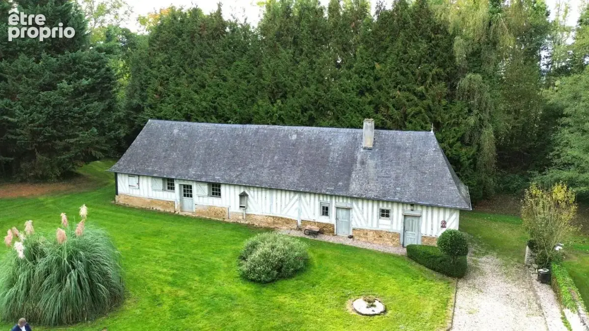 joli manoir de 156 M2 en surface utile avec son annexe sur une terrain d'1,3 hectares arboré - photo 10