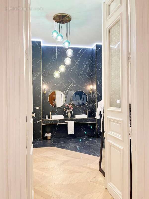 Appartement Haussmannien rénové d'exception - photo 18
