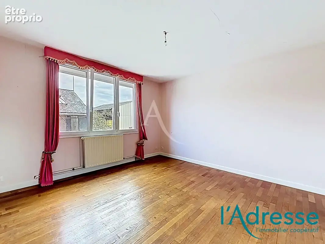 Maison 6 pièces 133 m² à vendre à Meslay-Du-Maine (53170) - photo 5
