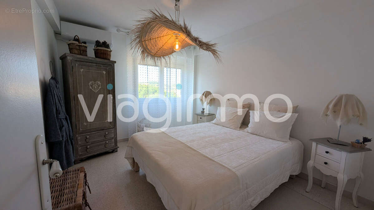 Appartement à VALLAURIS