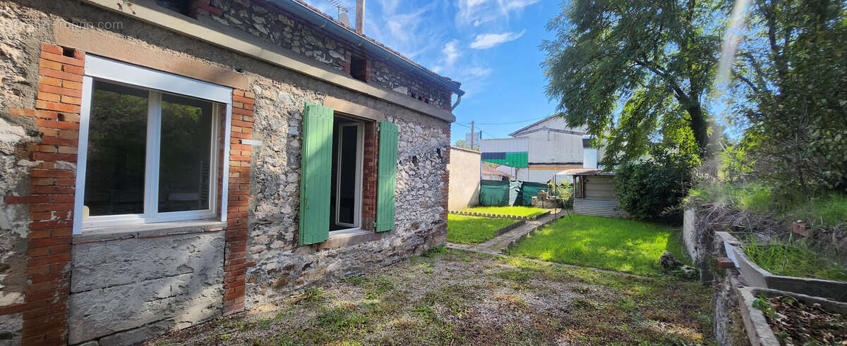 Maison à BLAYE-LES-MINES