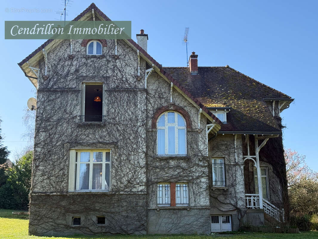 Maison à BOURGANEUF