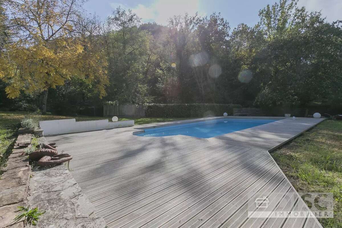 Maison à SAINT-MARTIN-LAGUEPIE