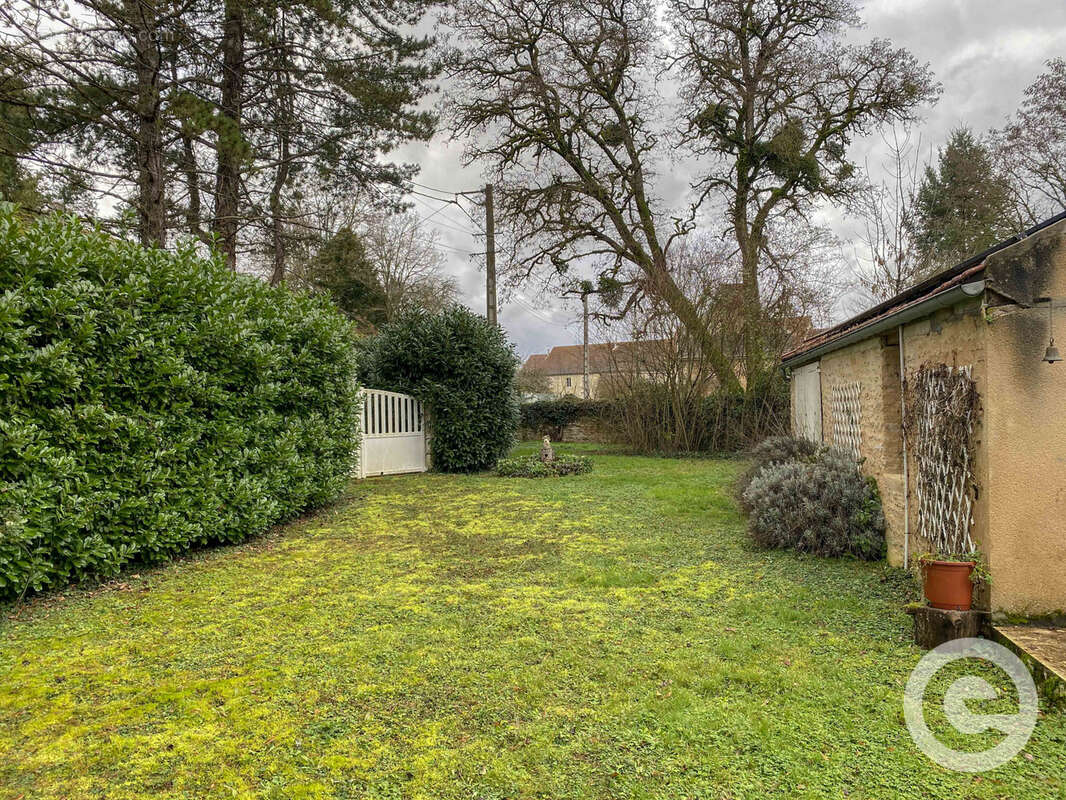 Maison à SAINTE-COLOMBE