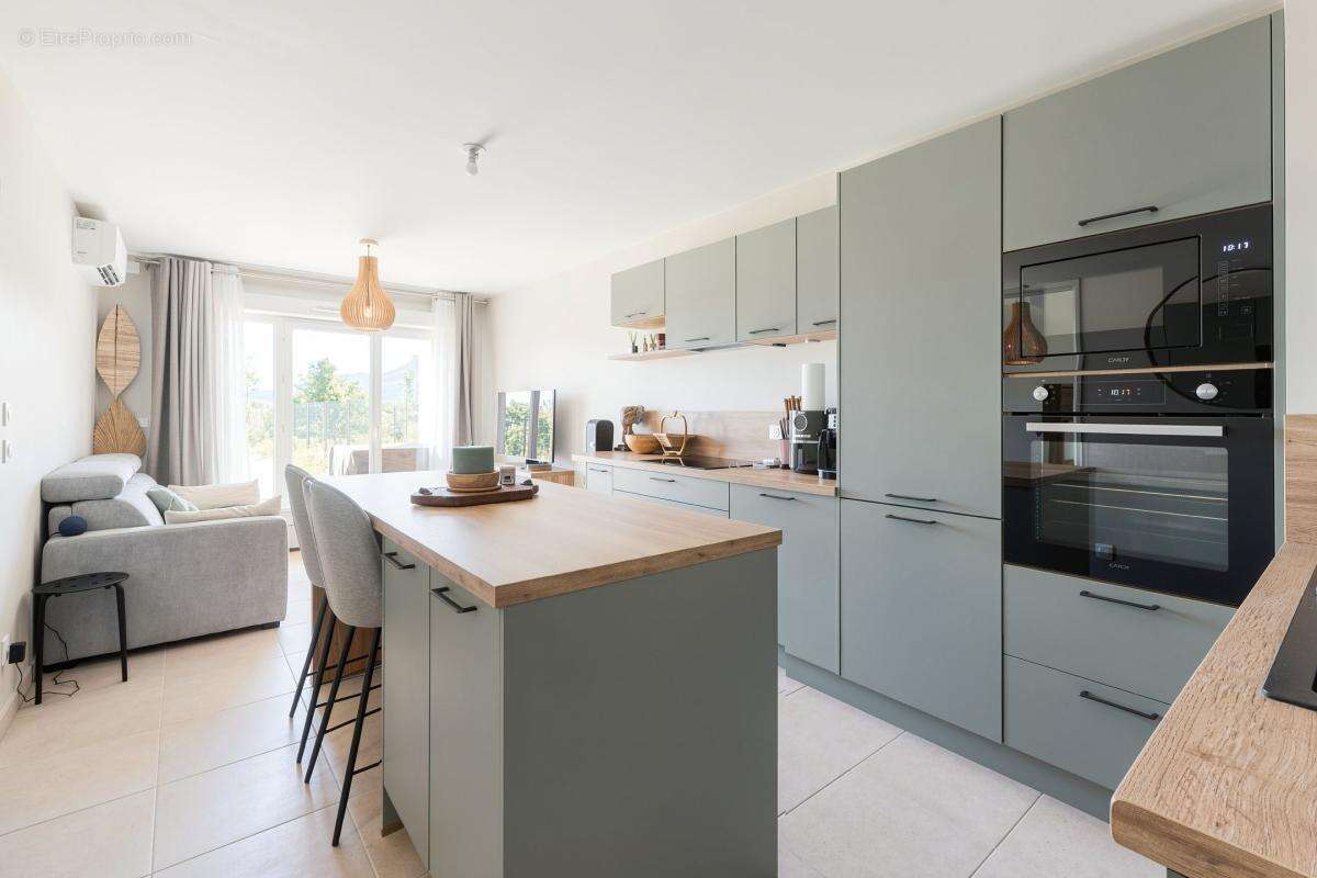 Appartement à TRETS