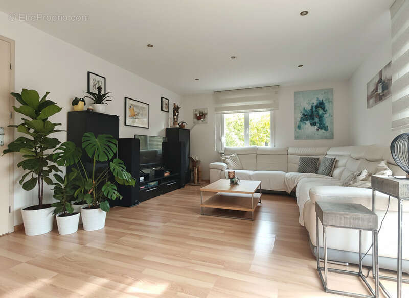 Maison à WEYERSHEIM