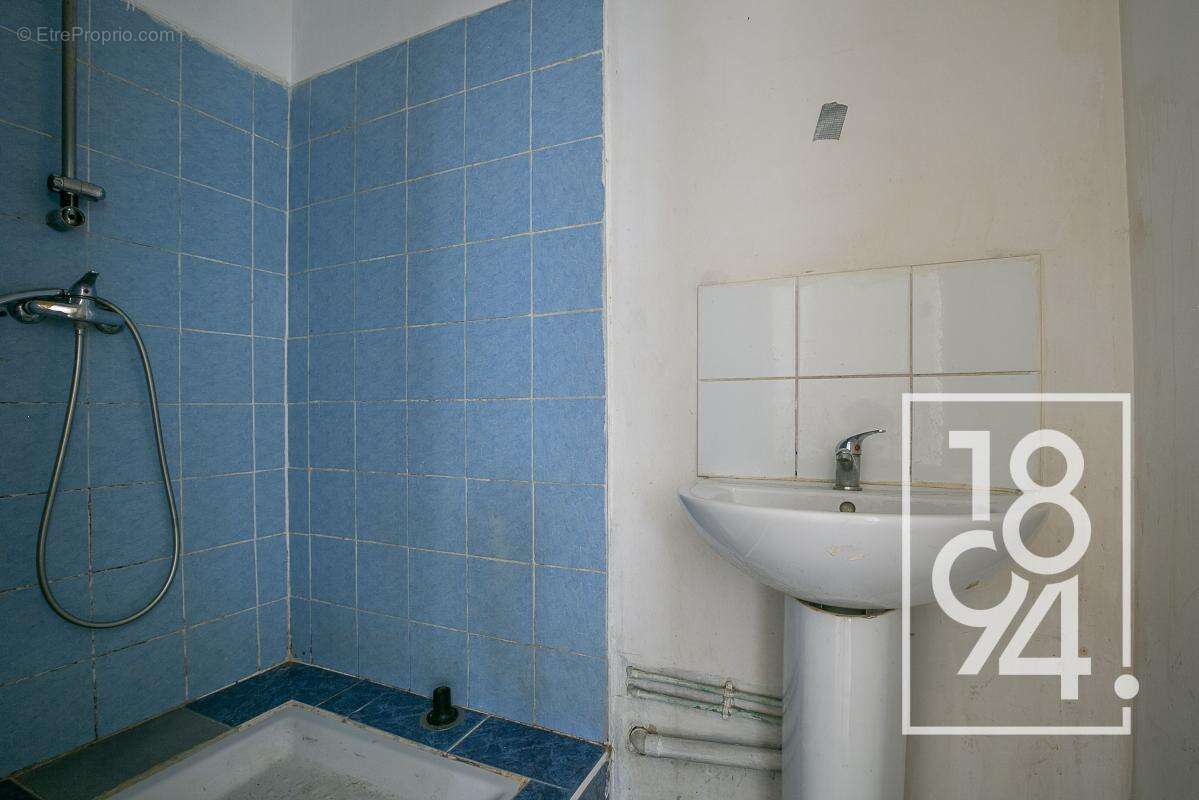 Appartement à MARSEILLE-2E