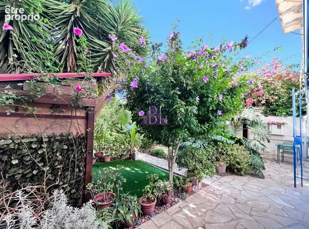 Cachet pour ce 3 pièces en parfait état avec jardin en pleine propriété et garage - photo 2