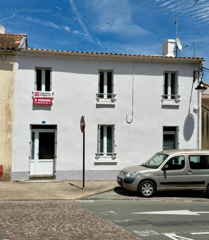 Maison à AUBIGNY