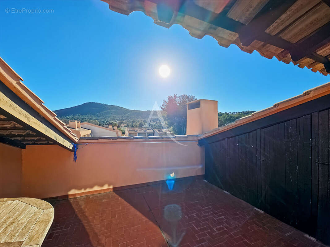 Appartement à LE PRADET