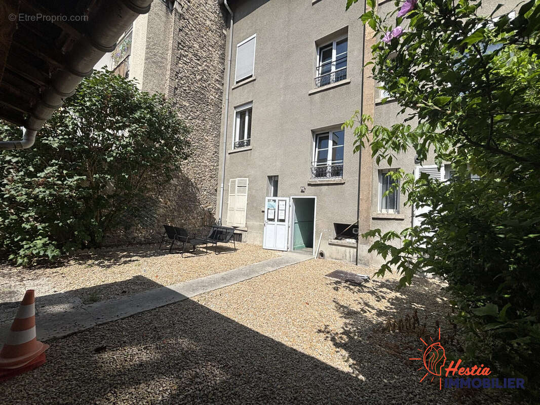 Appartement 75 m² à Reims  - photo 5