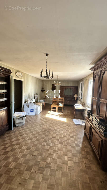 Maison avec sous-sol total   Secteur Sud / Beauvallon (Proche Hôpital) - photo 4
