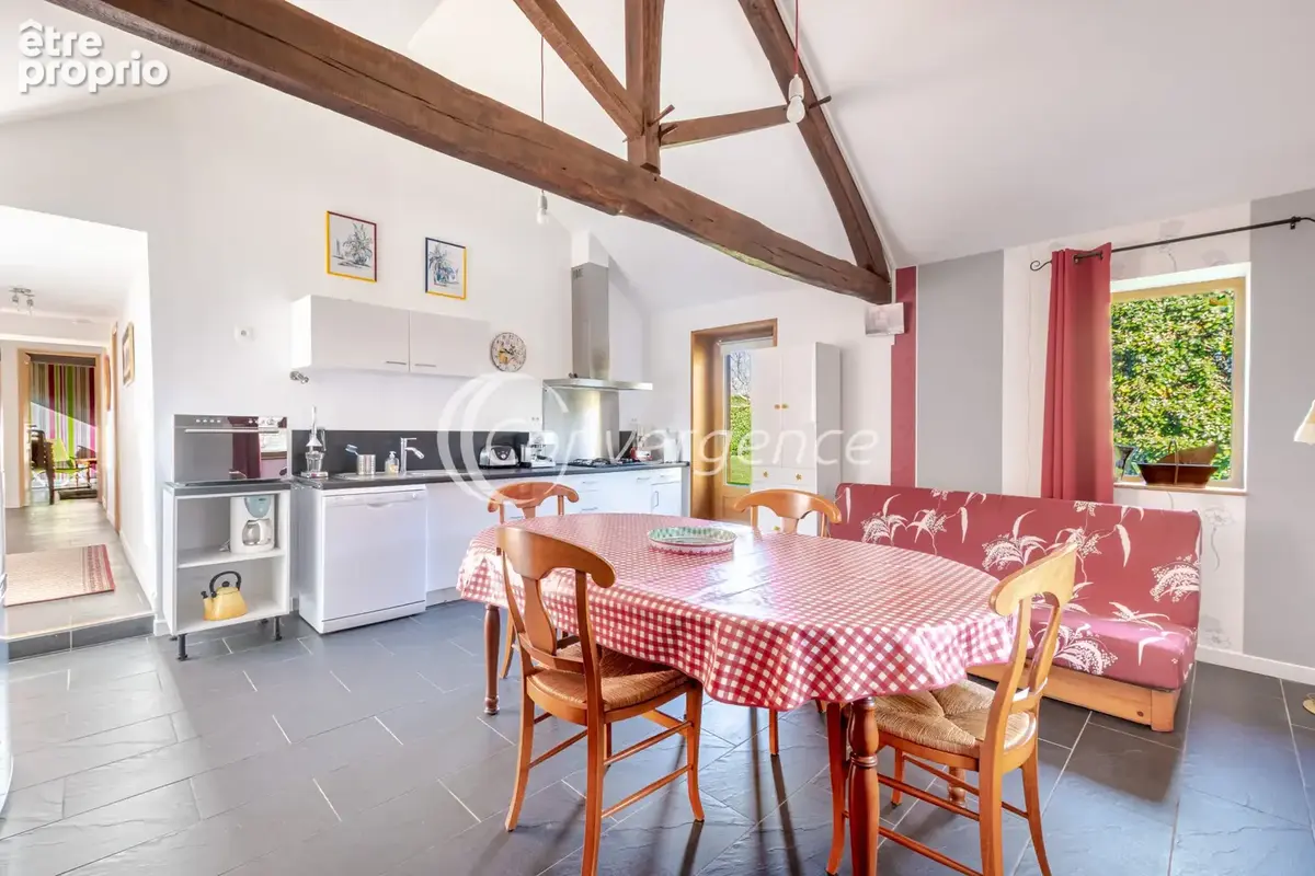 Grange rénovée de 204 m2 et gîte T3 indépendant de 72 m2 - photo 27
