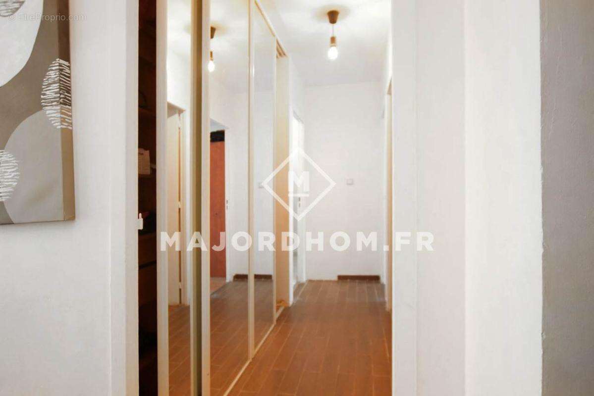 Appartement à MARSEILLE-8E