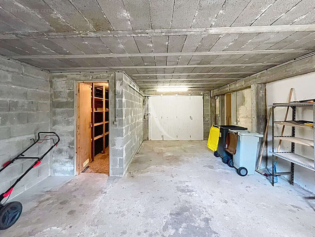 Maison familiale de 125 m² à Saint-Hilaire-Saint-Florent - photo 14