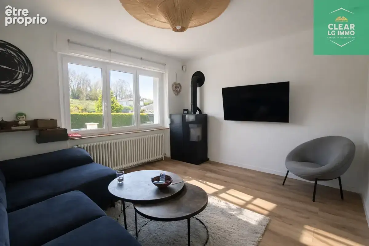 Maison familiale rénovée 140 m2 à Longuyon - photo 7