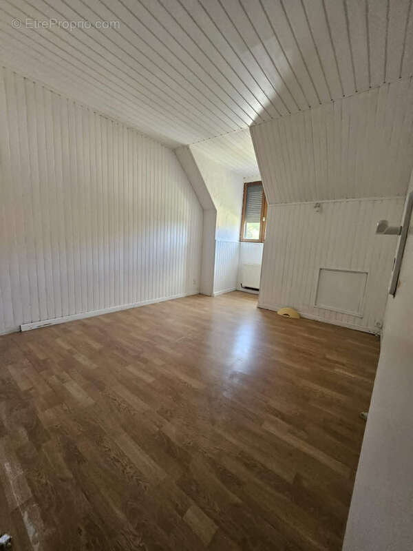 Maison à AUBEVOYE