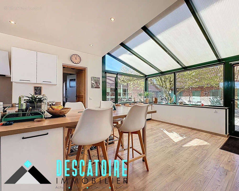 Maison à SAINT-FLORIS