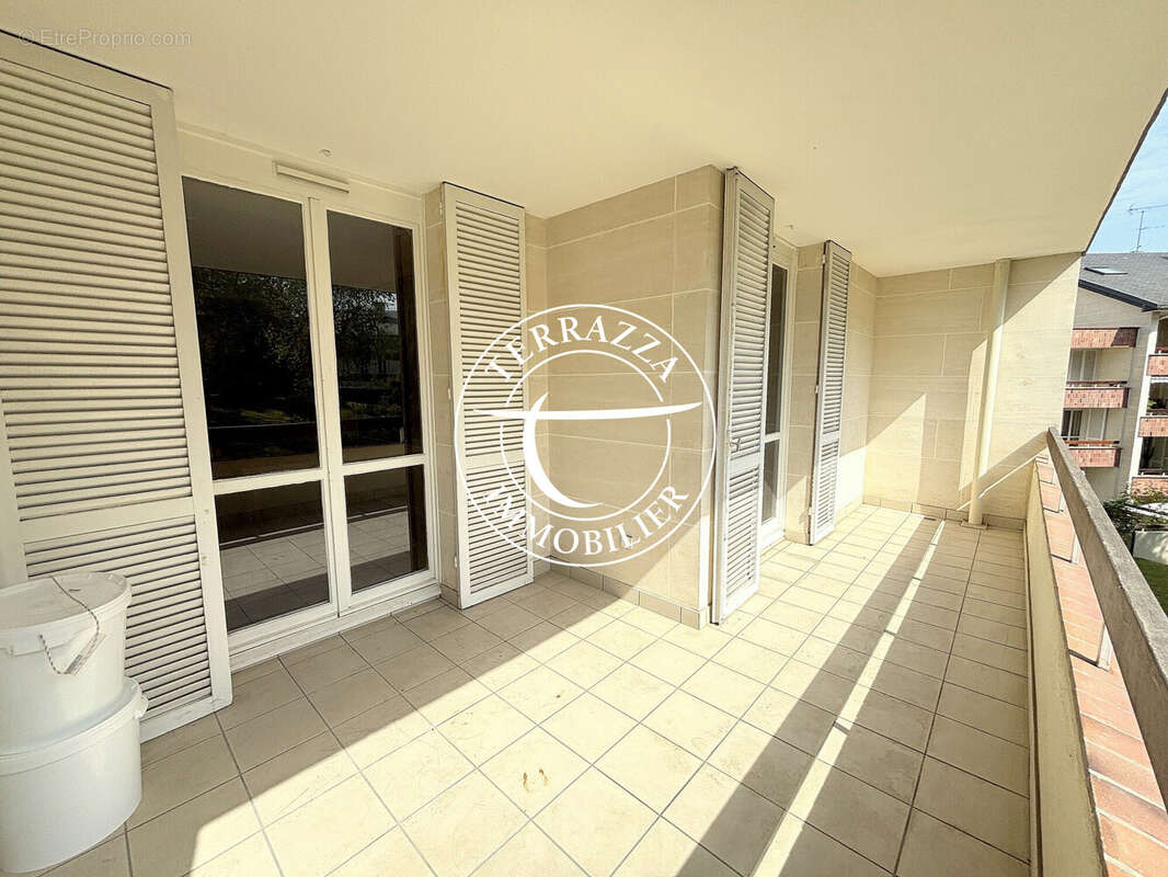 Appartement à LOUVECIENNES