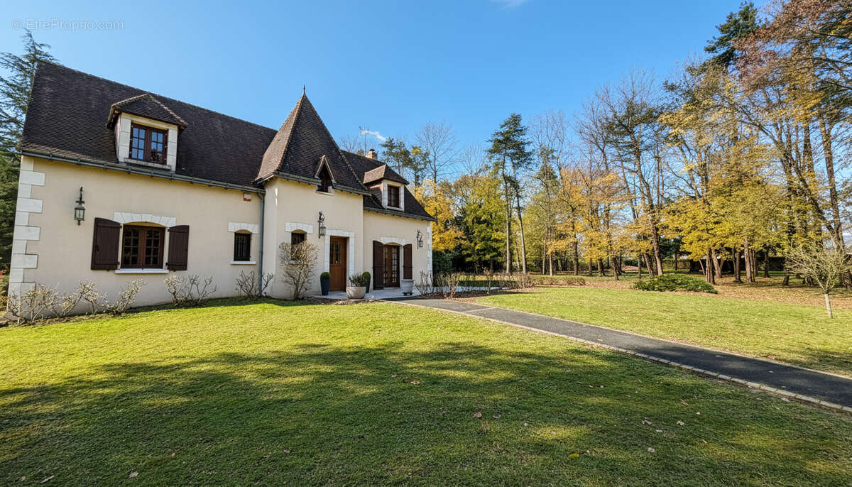 Maison à SAVONNIERES