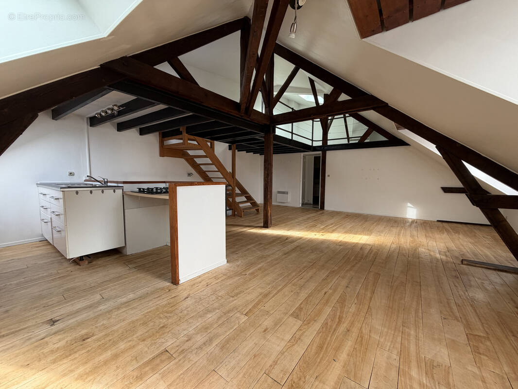 Duplex centre villers-cotterets - photo 1