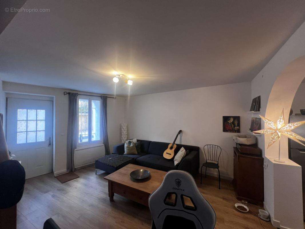 Maison à SAINT-GILLES