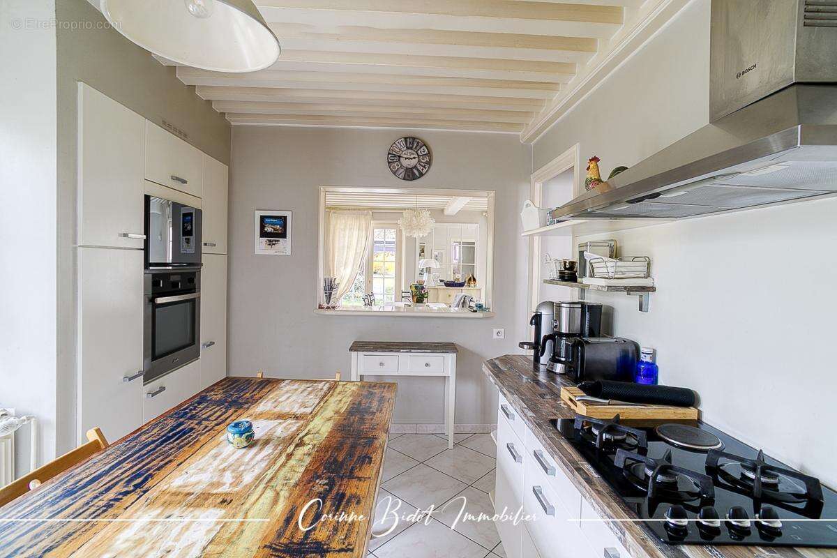 Maison à SAINT-PIERRE-DE-CHANDIEU