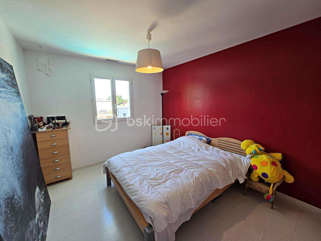 Maison 121 m² – 4 chambres – 2 sdb – piscine – garage – sans vis-à-vis – terrain 700 m² – dpe b - photo 19