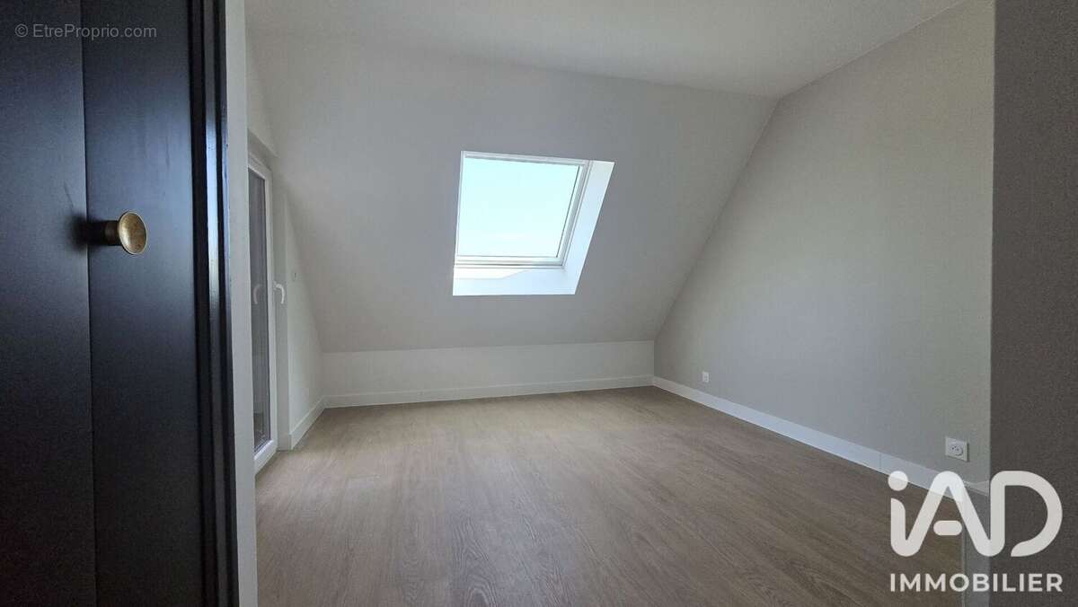 Maison 145 m² à Saint-Carne  - photo 5