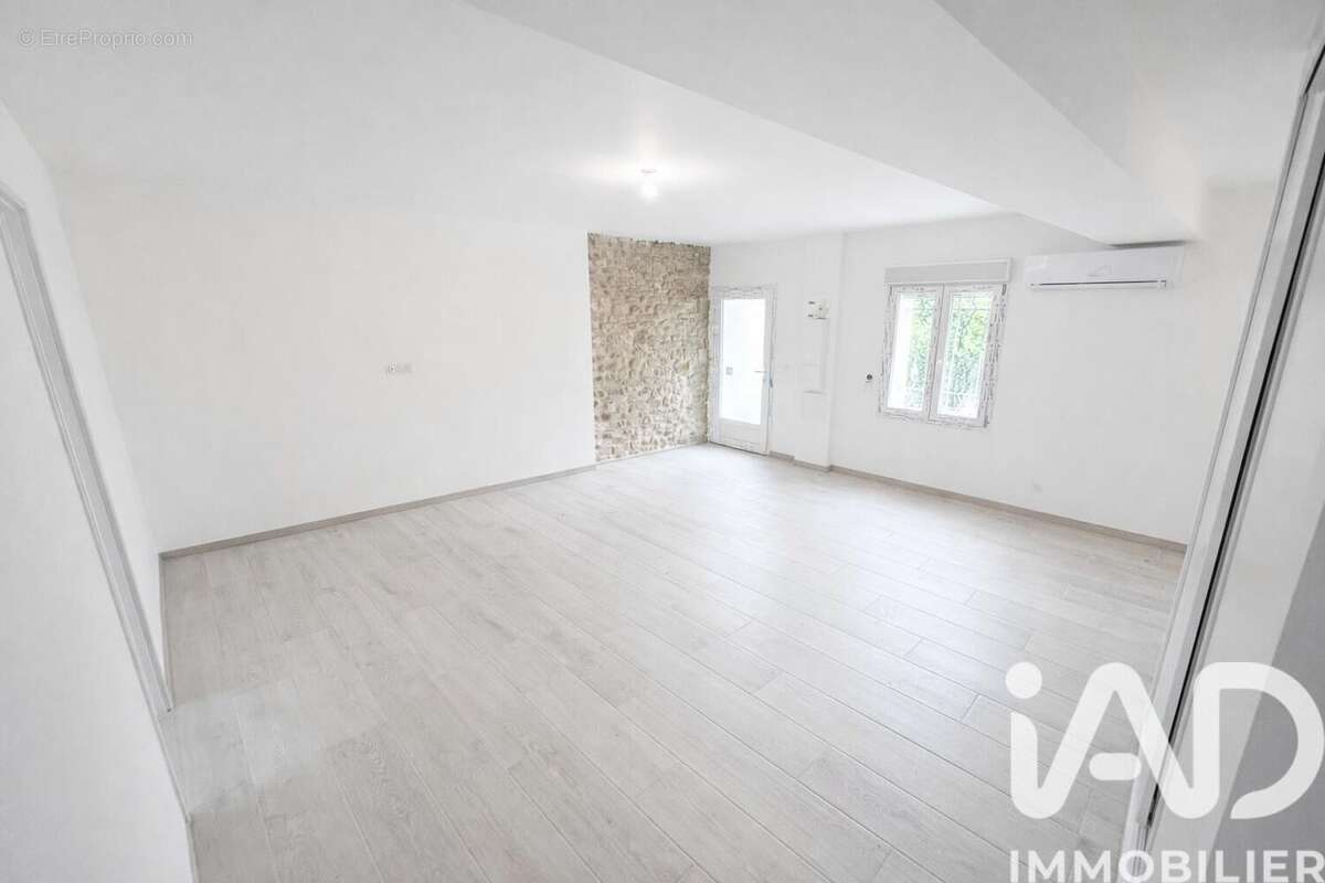 Photo 3 - Appartement à NIMES