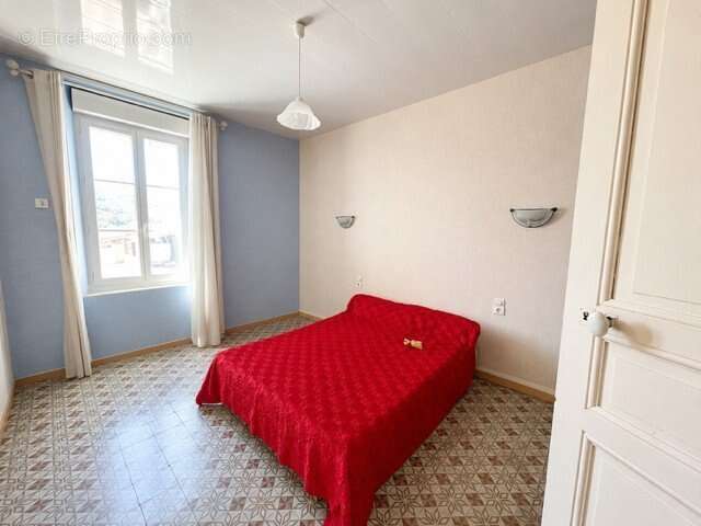 Maison bourgeoise - 201 m², piscine, studio indépendant et vue dégagée ! - photo 3
