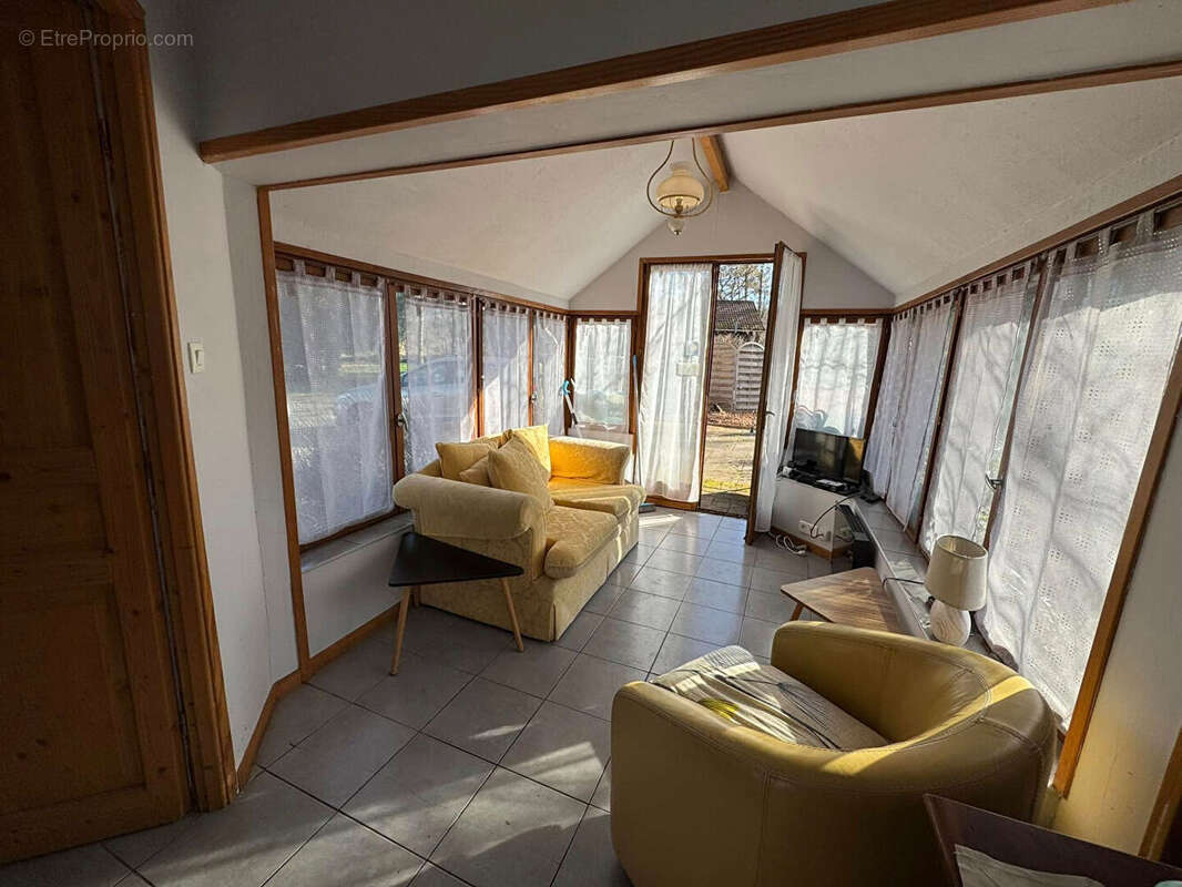 Maison à CHATEAUPONSAC